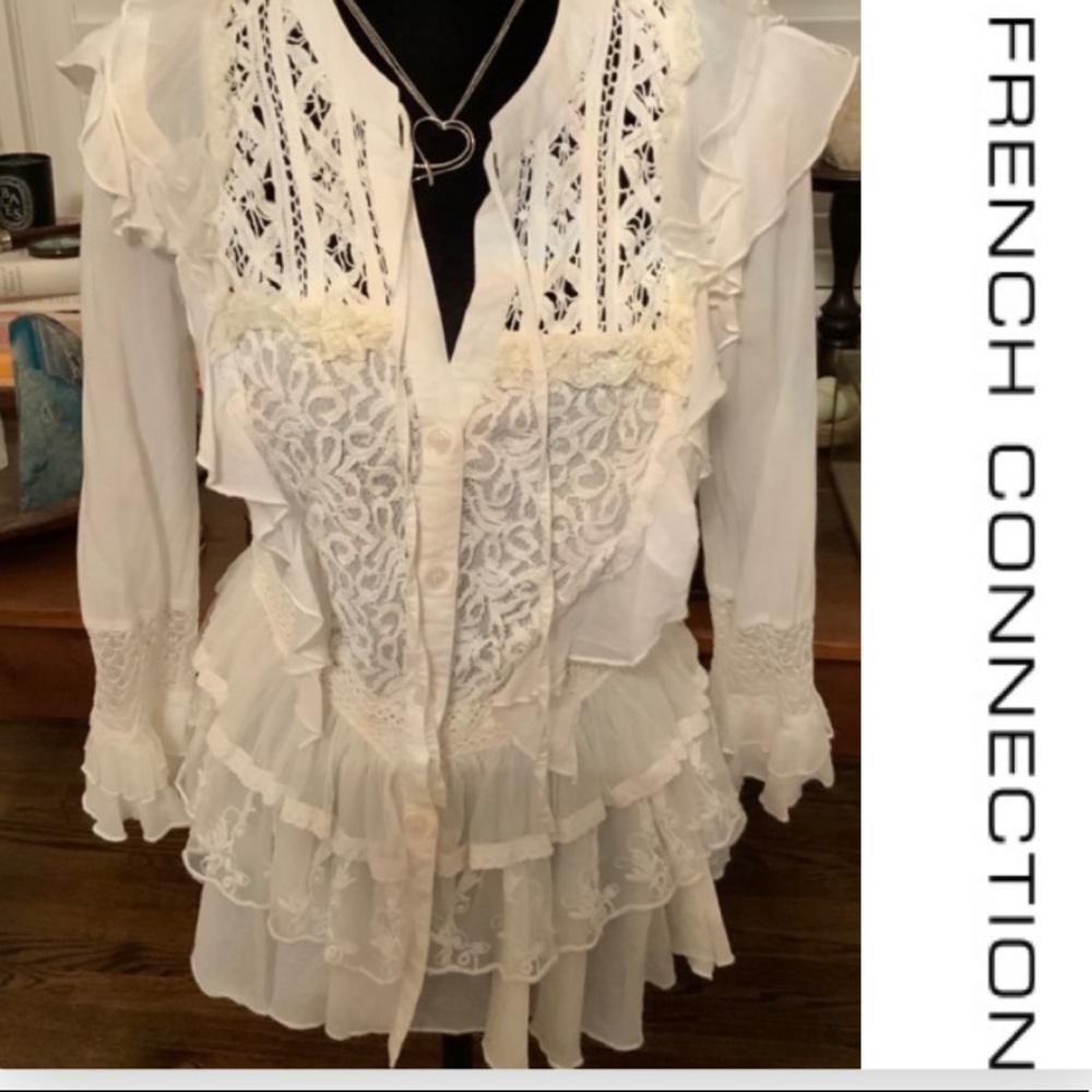 French Connection Loviest Light White Top Small - Picture 1 of 16